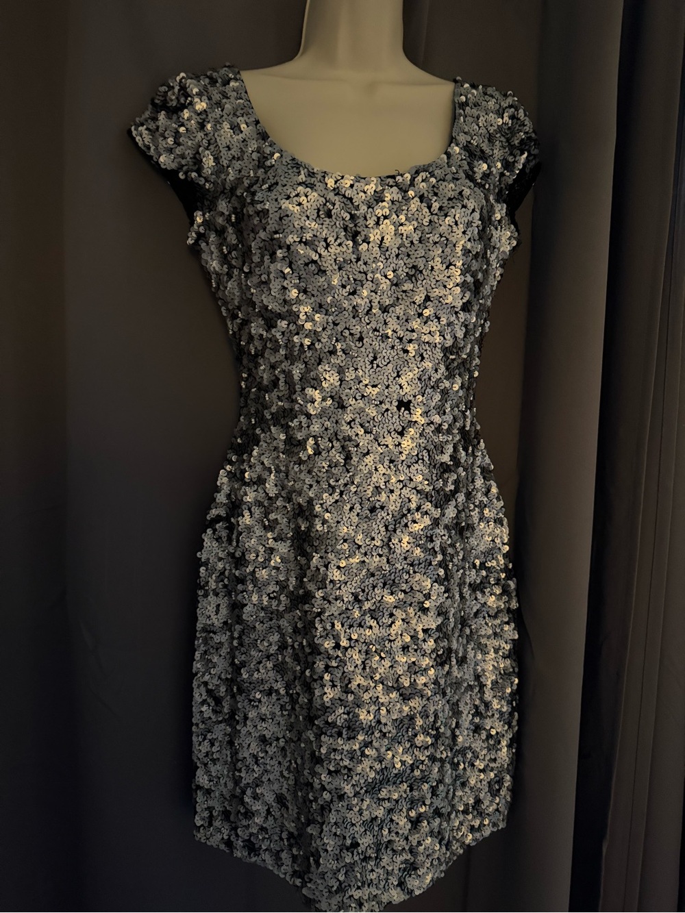 Scala Silver Sequin Cap-Sleeve Cocktail Silk Dress